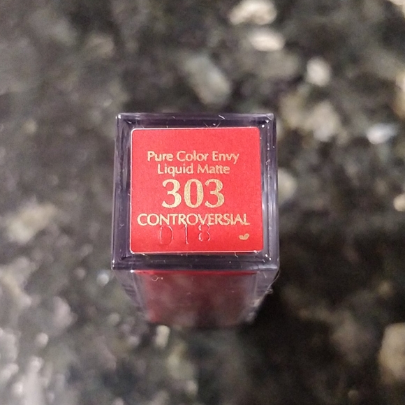 Estee Lauder pure color envy liquid matte - Picture 3 of 3